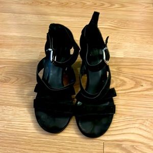 Forever 21 Black heels